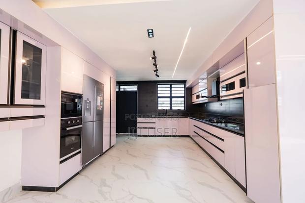 5bdrm Maisonette in Kasphat, Kiambu CBD for sale