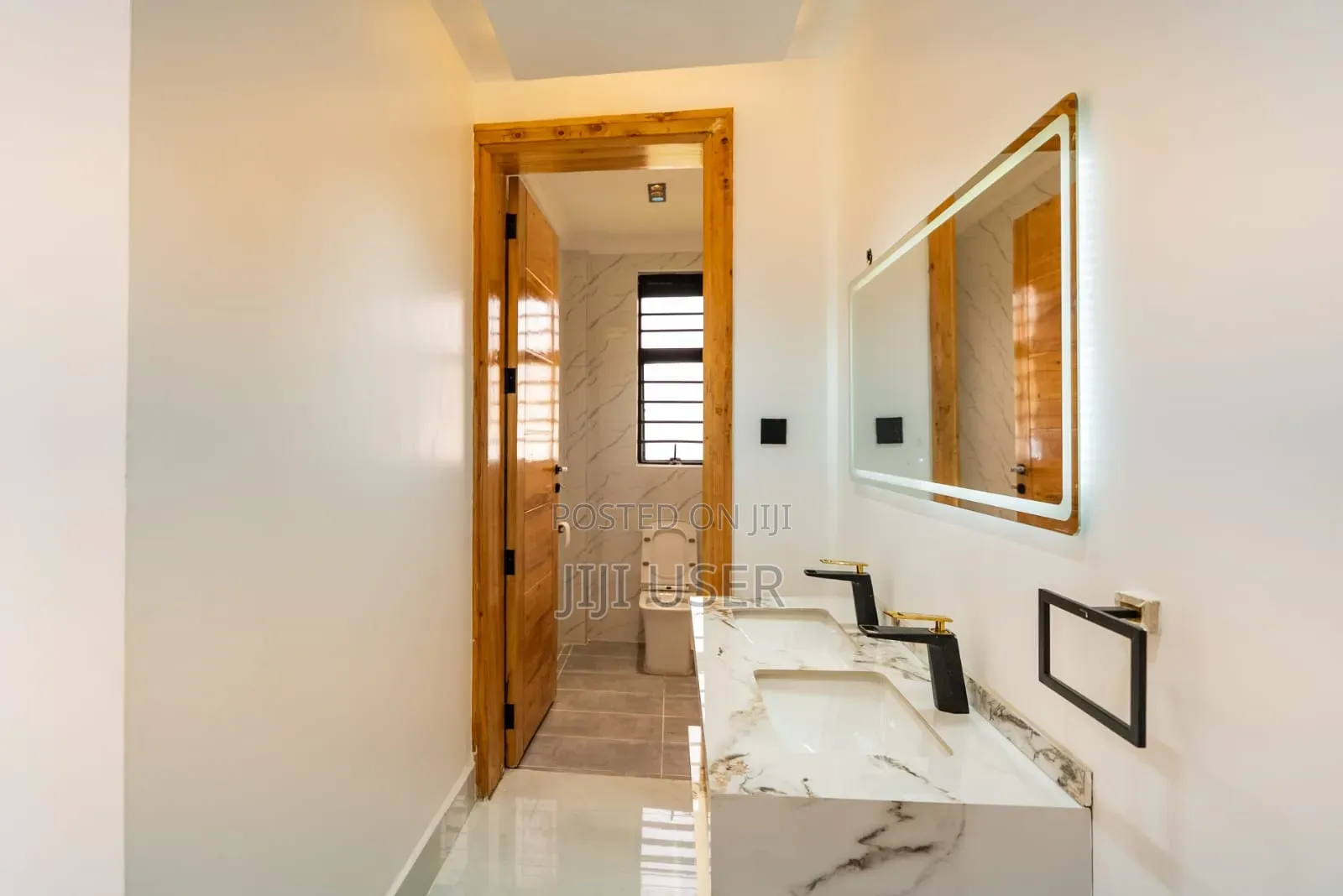 5bdrm Maisonette in Kasphat, Kiambu CBD for sale