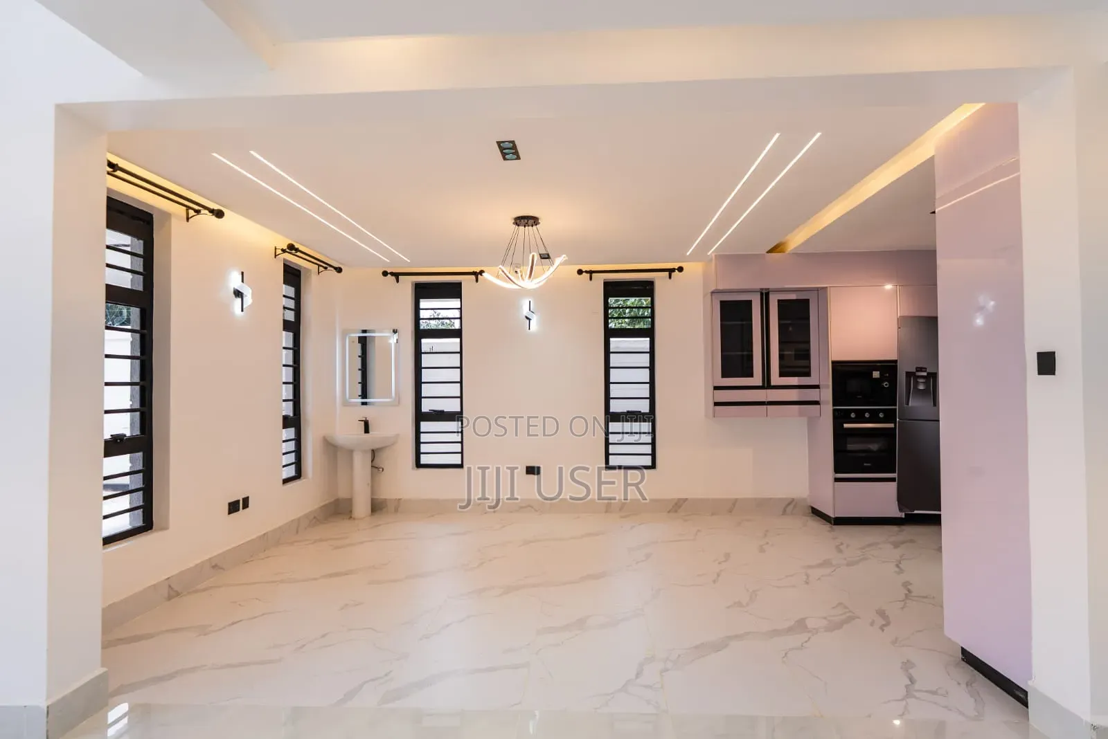 5bdrm Maisonette in Kasphat, Kiambu CBD for sale