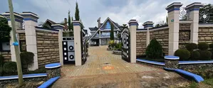 7bdrm Maisonette in Hillside for sale