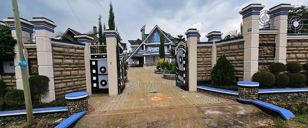 7bdrm Maisonette in Hillside for sale - thumbnail 2