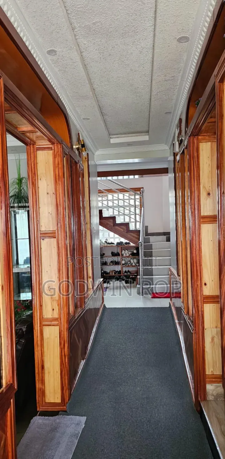 7bdrm Maisonette in Hillside for sale