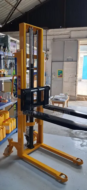 Hydraulic Manual Stacker Machine