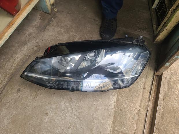 Golf Mk 7 Headlight With One Ballast