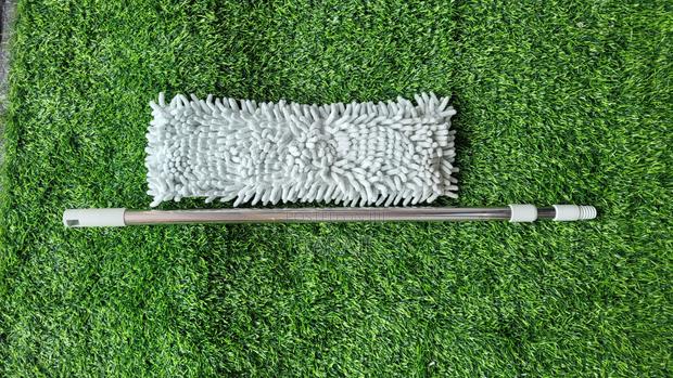 360° Rotating Chenille Dust Mop – High-Absorbent Floor Cleaning Mop - thumbnail 2
