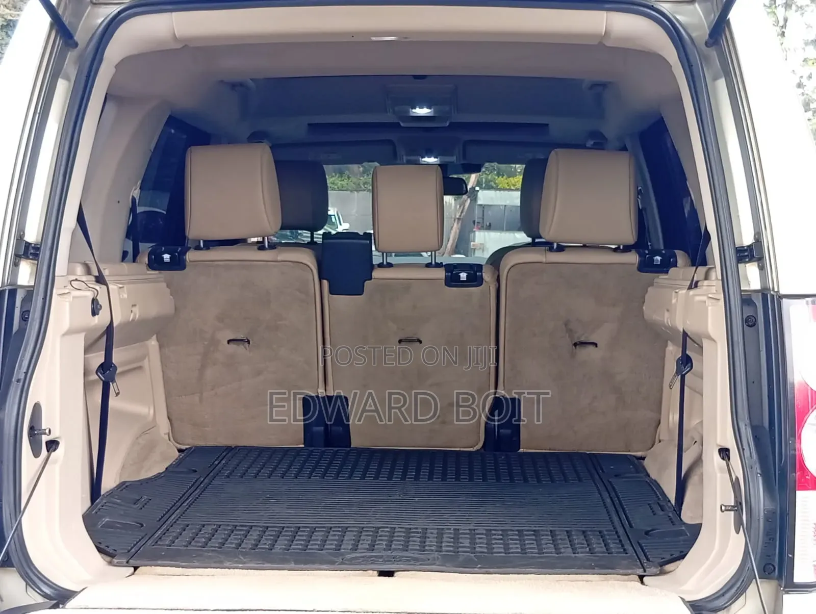 Land Rover Discovery 2015 Gold