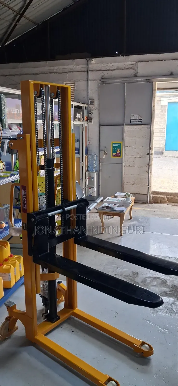 Heavy Duty Hand Stacker