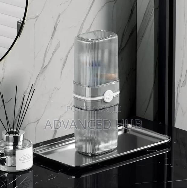 Portable Travel Toothbrush Storage - thumbnail 3