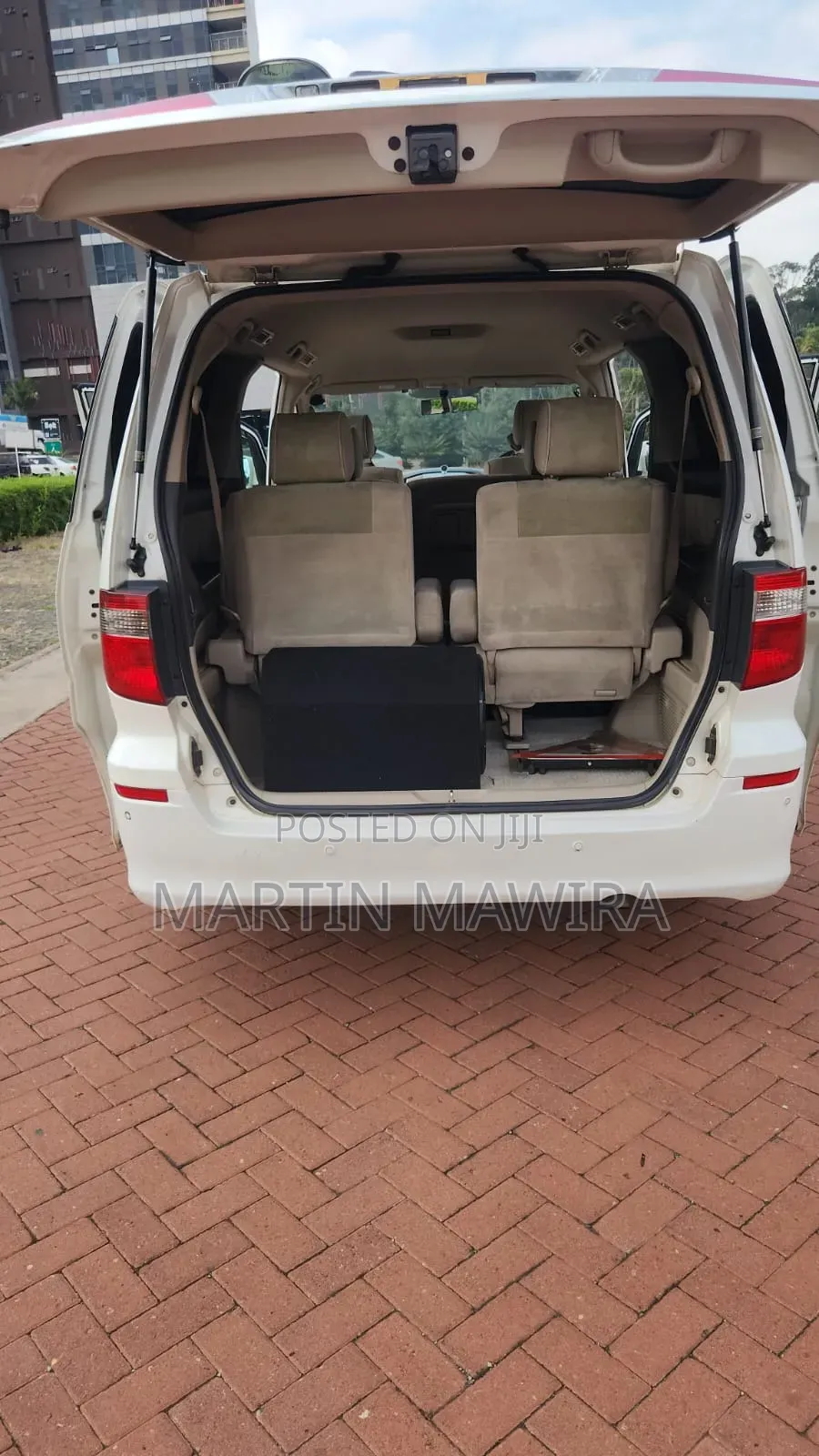 Toyota Alphard 2006 White