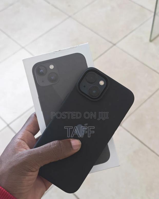 Apple iPhone 13 256 GB Black