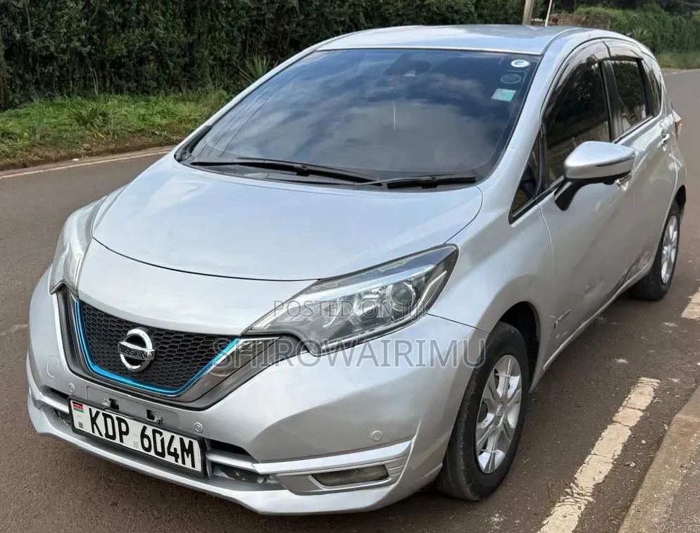 Nissan Note 2017 Silver