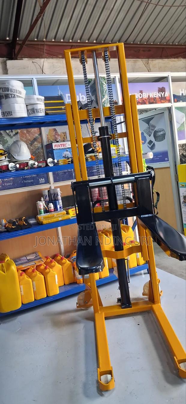 Standard Manual Stacker for Warehouses