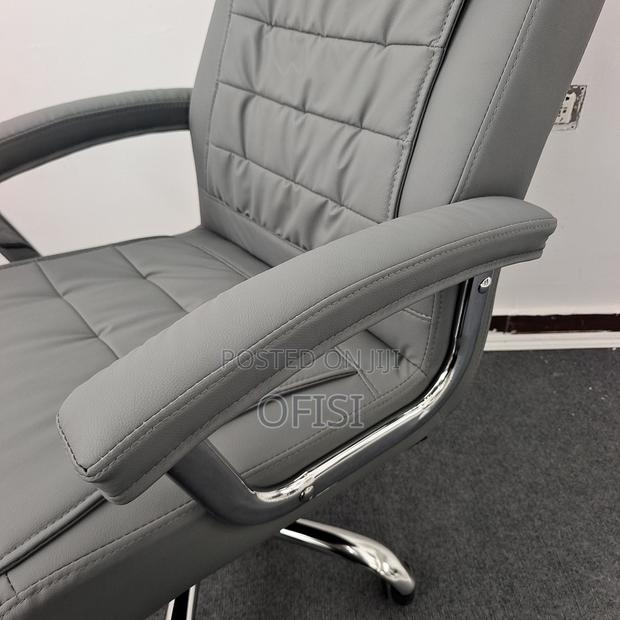 Executive Office Leather Seat - thumbnail 13