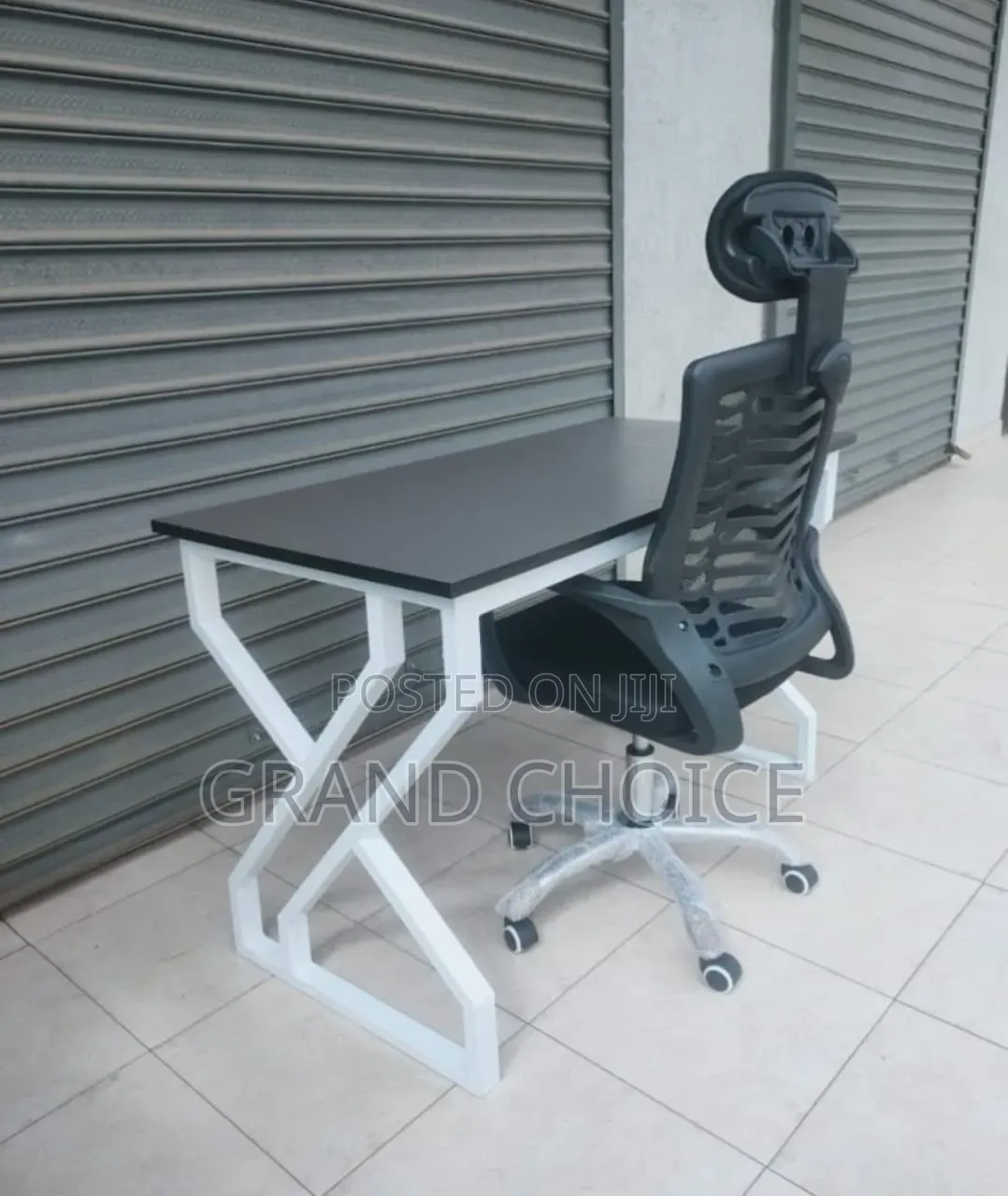 Double Stand Metallic Table and Headrest Chair
