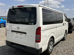 Toyota HiAce 2020 White