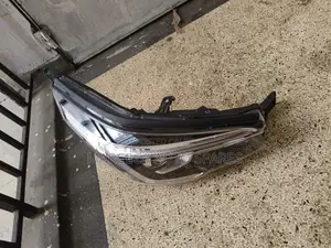 Headlight Subaru Sk 9 Inbuilt Xenon Engrave (Jj)