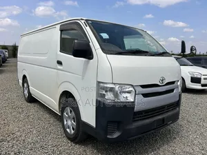 Toyota HiAce 2020 Silver
