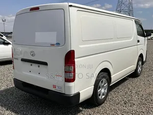 Toyota HiAce 2020 Silver