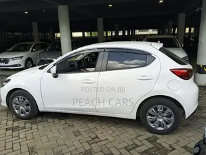 Mazda 2 2020 White