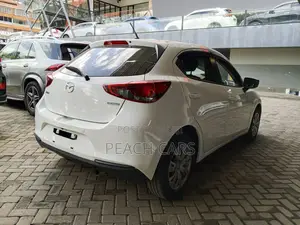 Mazda 2 2020 White