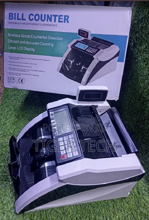 809 Uv/Mg/Automatic Multi-Currency Detection Bill Counter Machine