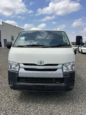 Toyota HiAce 2020 Silver