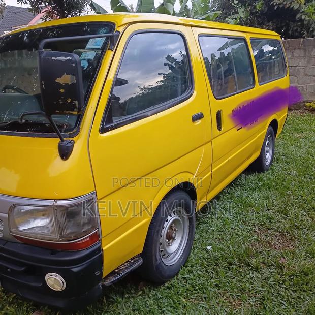 Toyota HiAce 2000 Yellow - thumbnail 4