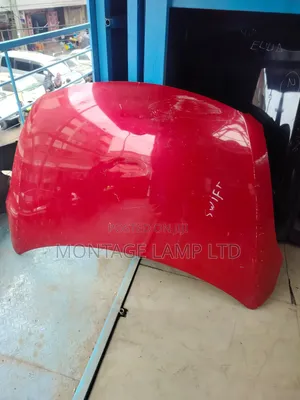 Bonnet Suzuki Swift 2015