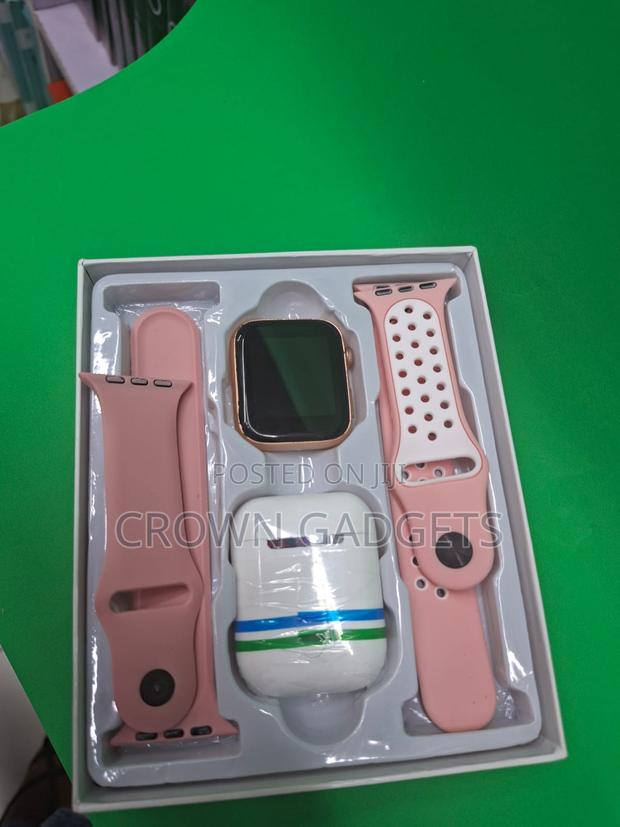 W26 Pro Max Smartwatch With Earbuds 2 in 1 Gift Set - thumbnail 2