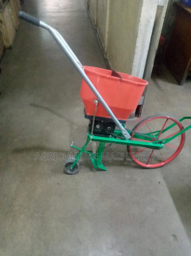 Manual Wheel Planter