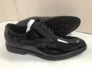 Men Wetlook Official Shoes