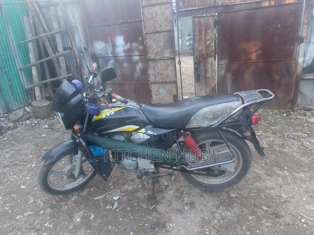 TVS HLX Plus ES 2021 Black - thumbnail 2