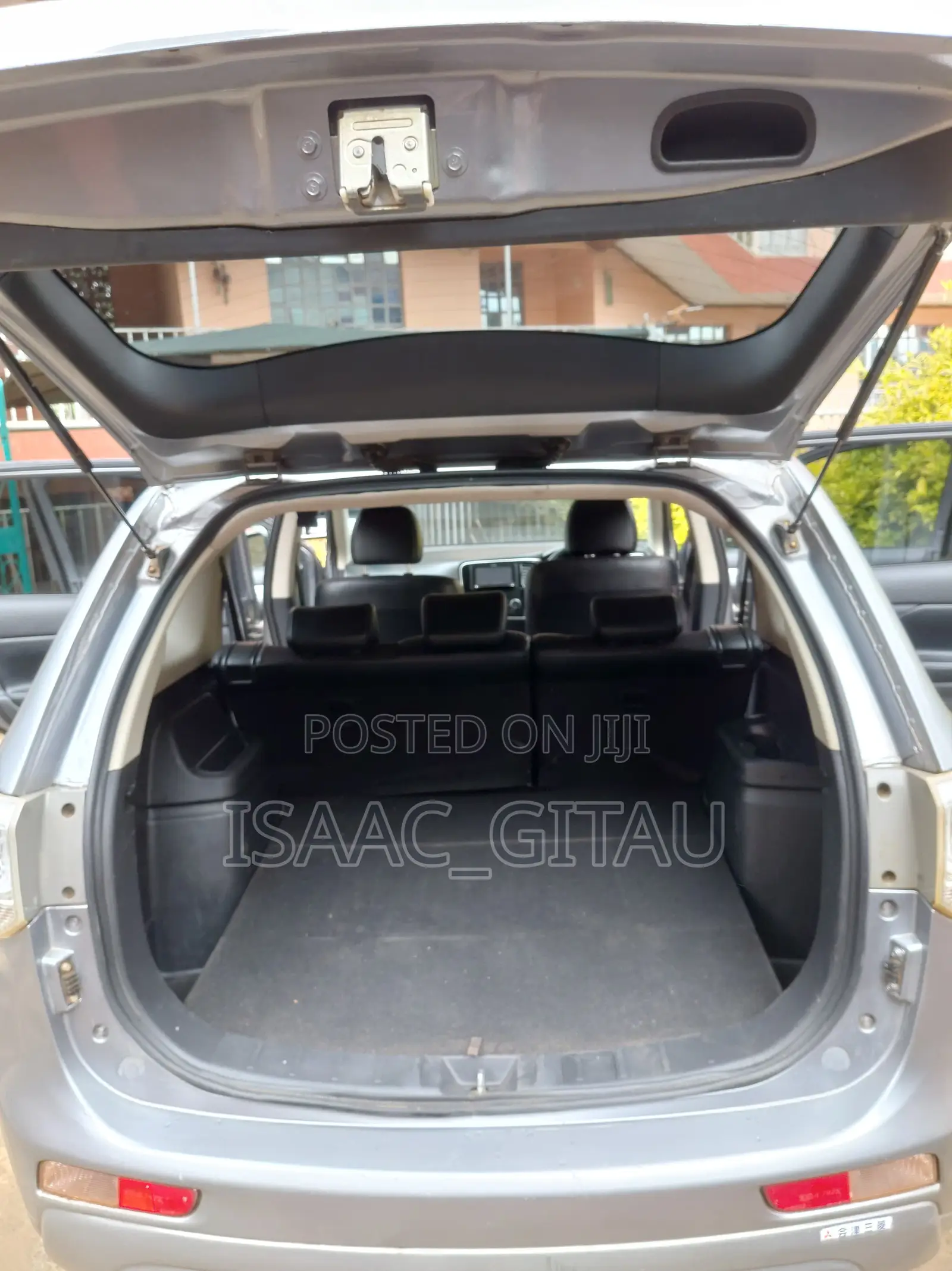 Mitsubishi Outlander 2.0 PHEV AWD 2014 Gray