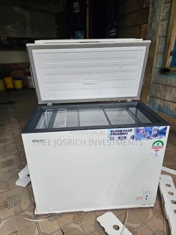 Rebune 200 Litres Deep Freezer
