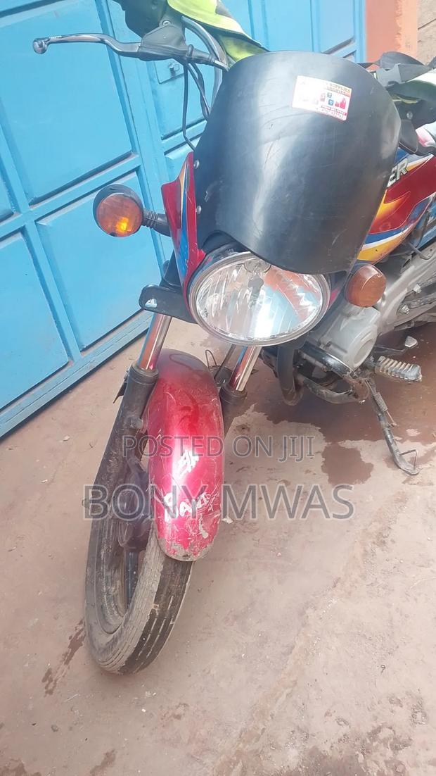 Bajaj Boxer 150 UG 2022 Red - thumbnail 3