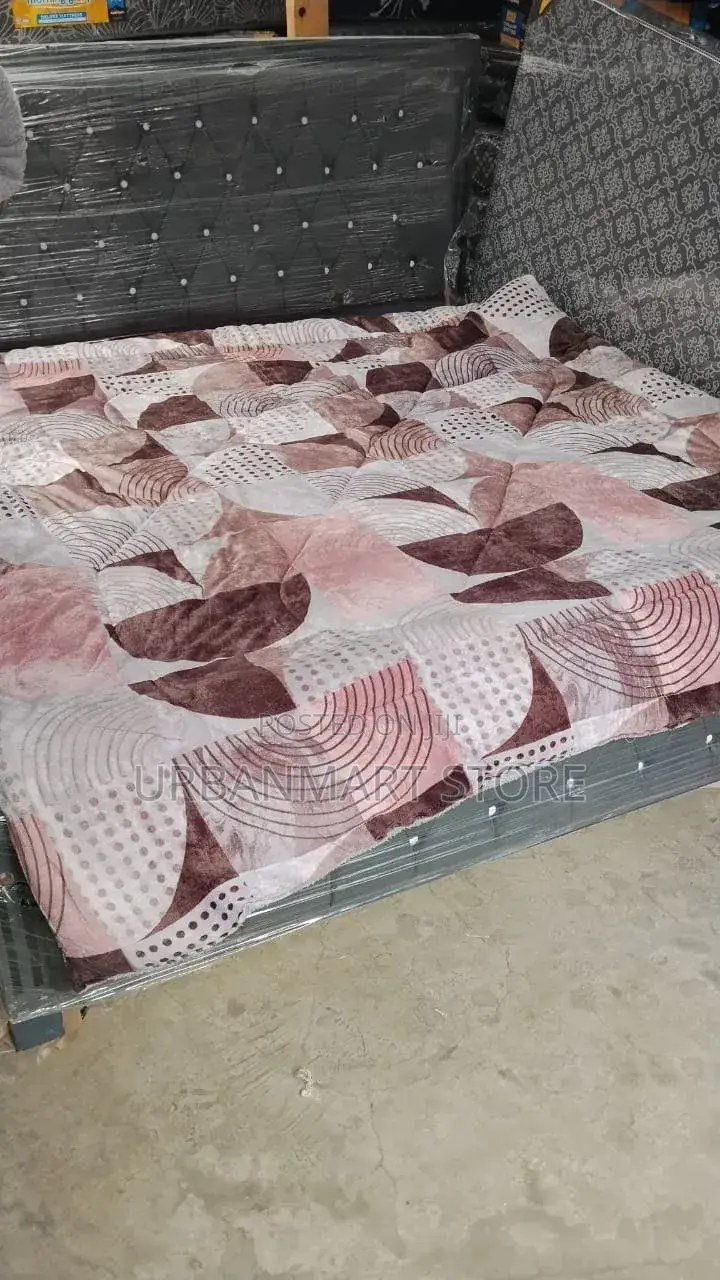 6x6 Woolen Duvet for All Seasons at Good Prices