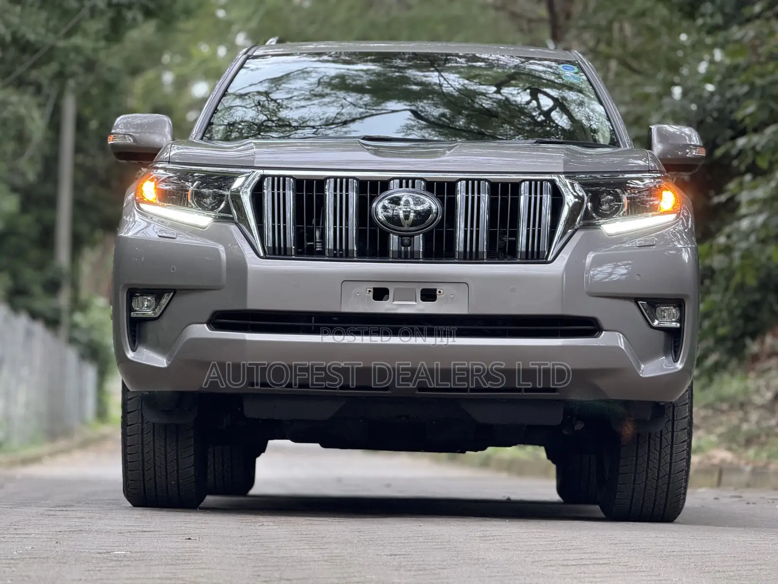 Toyota Land Cruiser Prado 2.8 2022 Brown