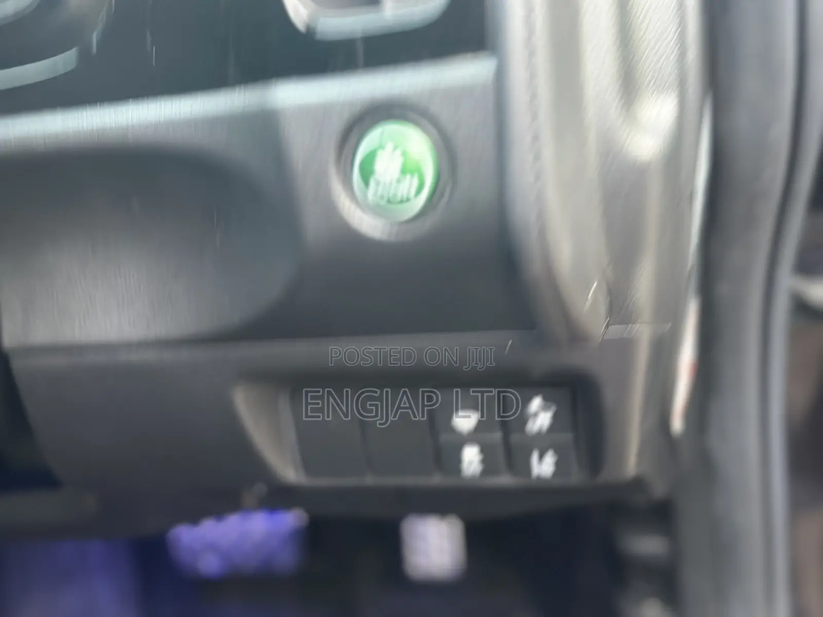 Honda Fit Shuttle 1.5 Hybrid 2WD 2019 Maroon