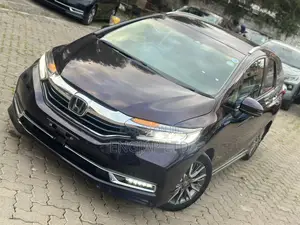 Honda Fit Shuttle 1.5 Hybrid 2WD 2019 Maroon