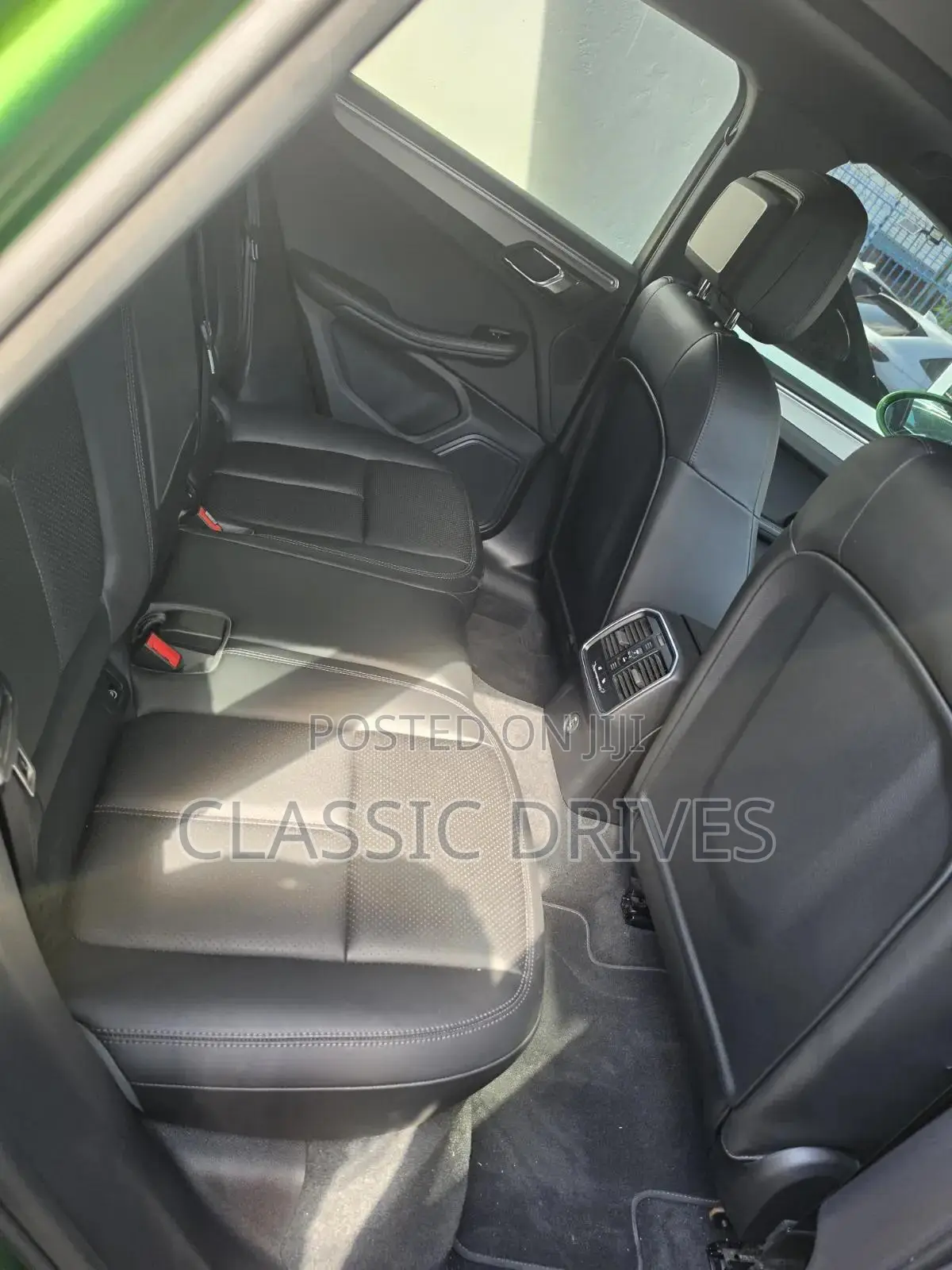 Porsche Macan 2019 Green
