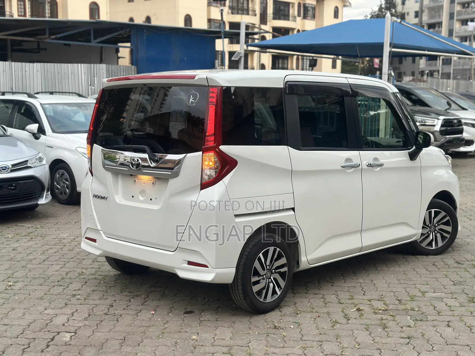 Toyota Roomy 2019 Pearl