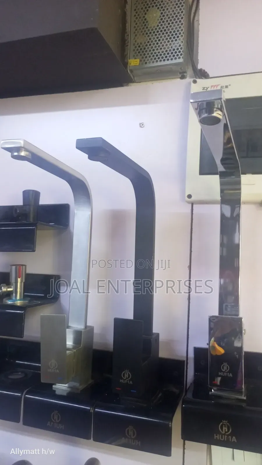Kitchen Pillar Taps