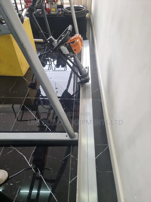 Walk Behind Power Screed - thumbnail 2