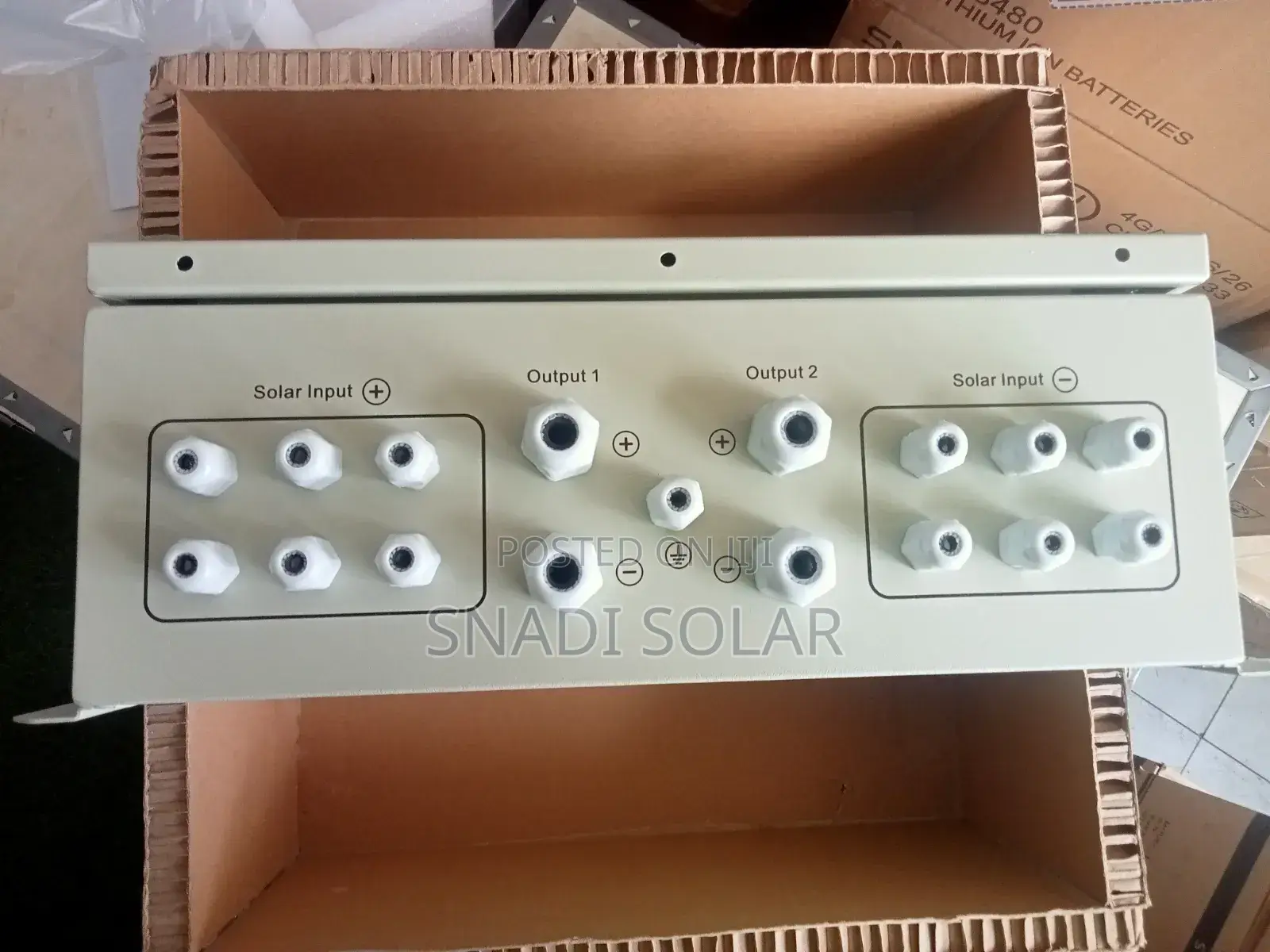 Snadi Pv 4 Way Complete Combiner Box
