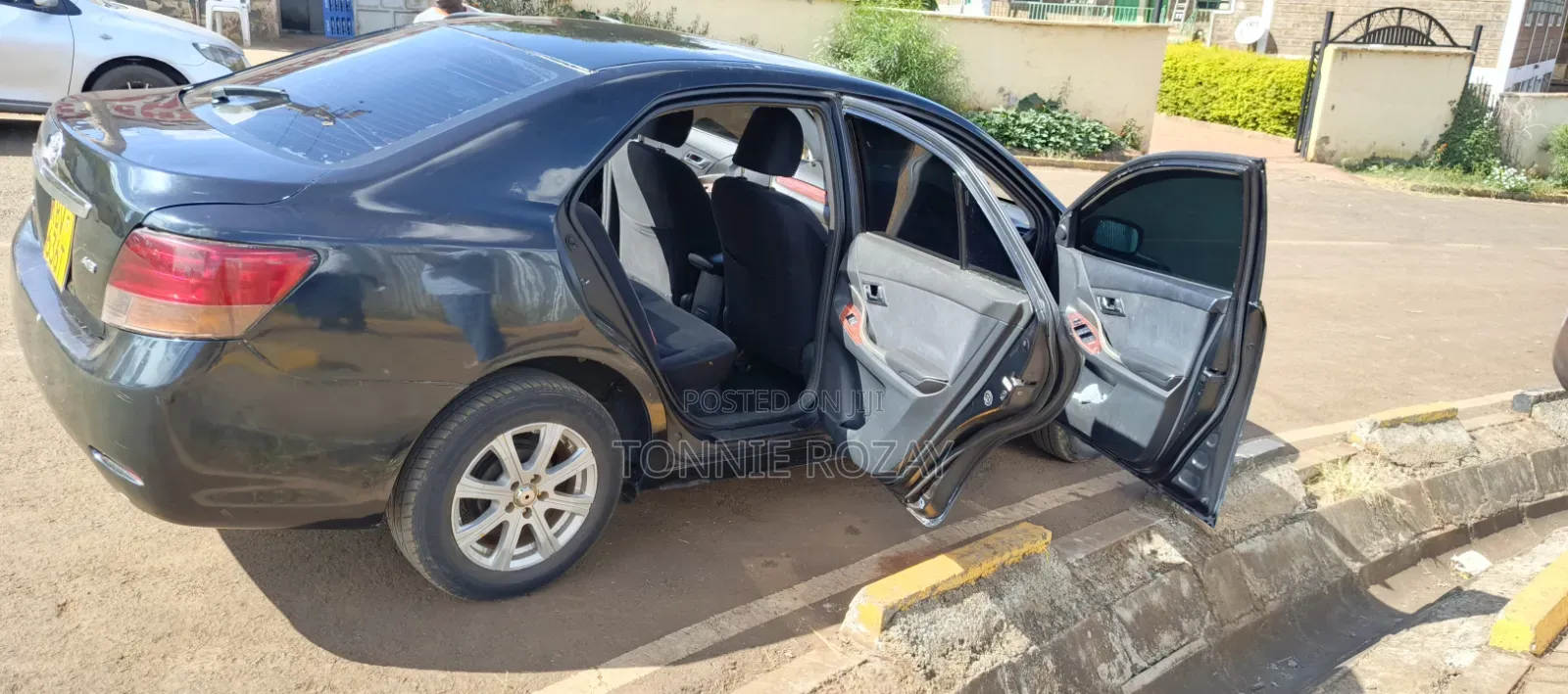 Toyota Axio 2009 Gray