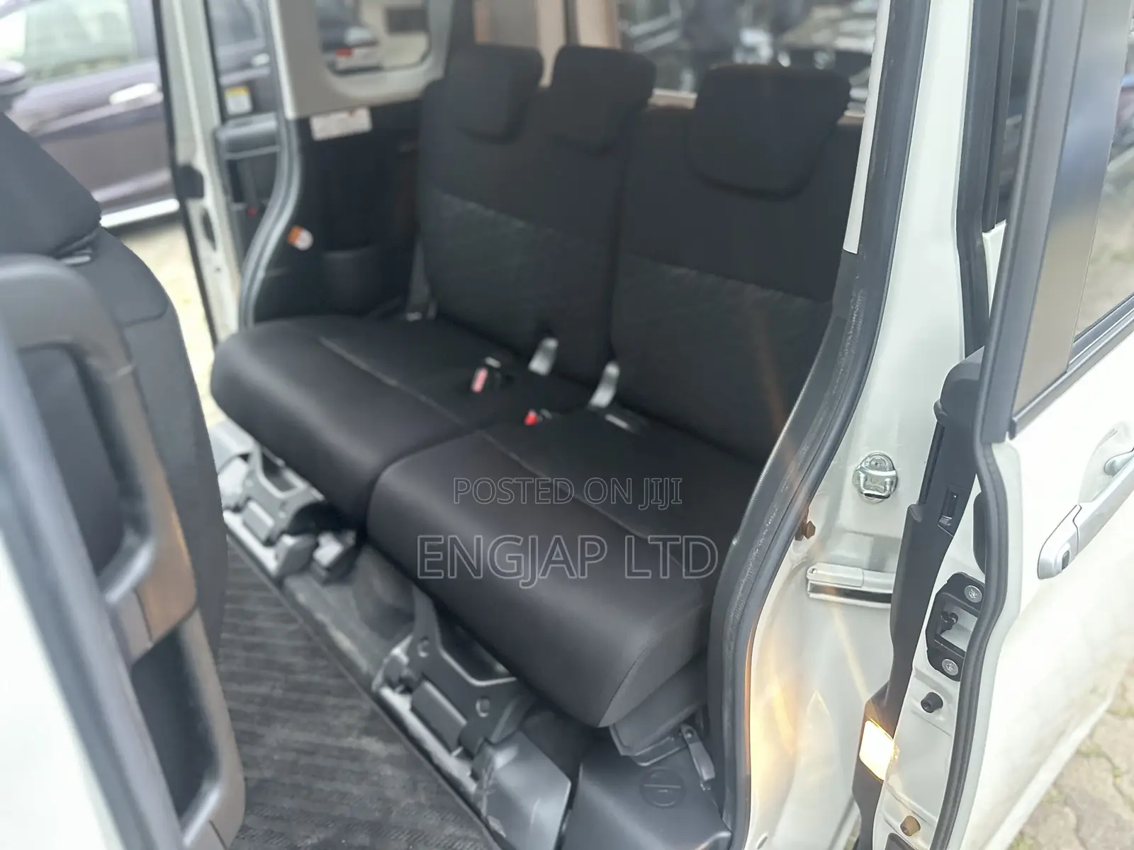 Toyota Tank 1.0 G-T FWD 2019 White