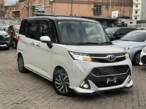Toyota Tank 1.0 G-T FWD 2019 White