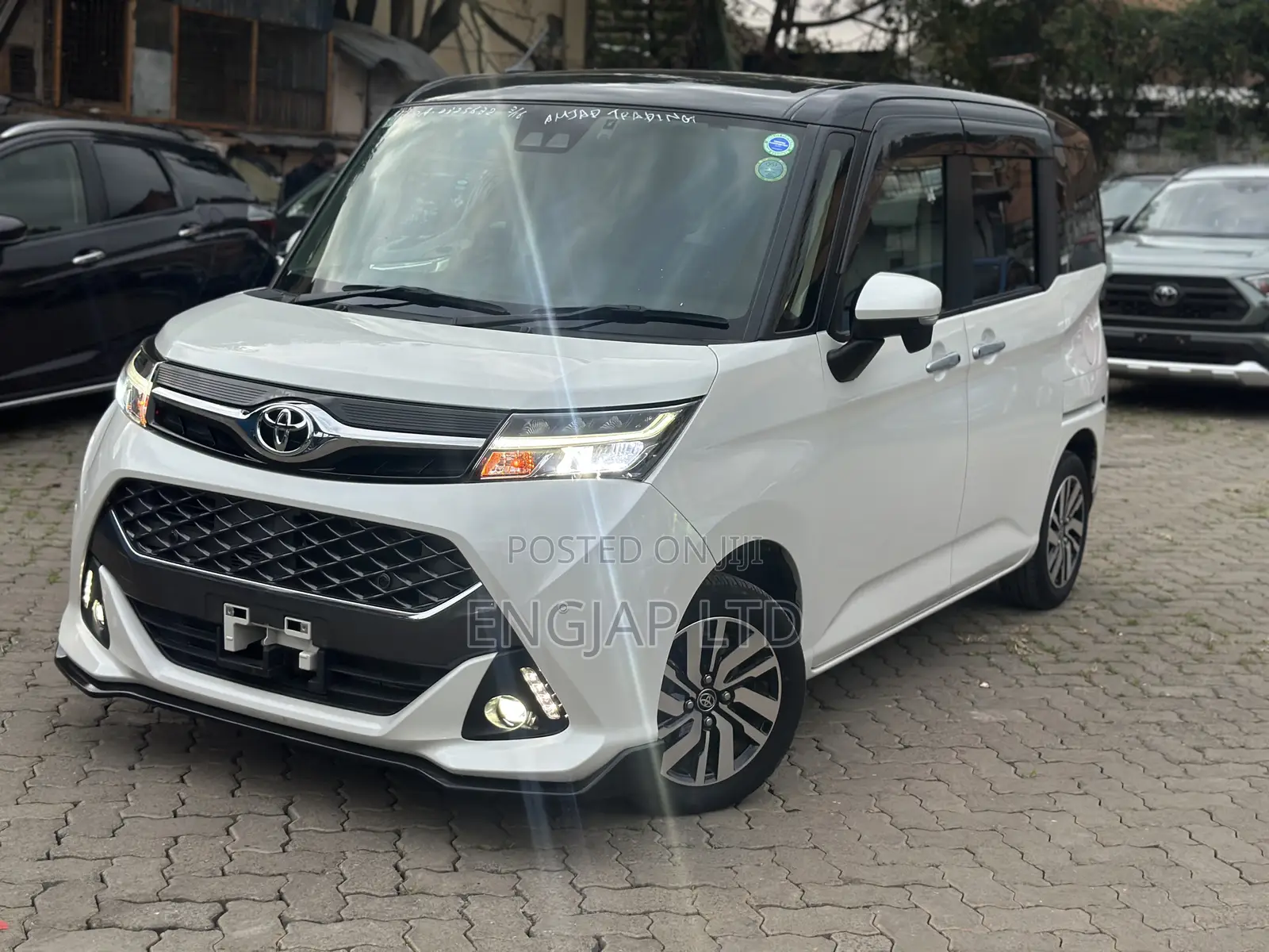 Toyota Tank 1.0 G-T FWD 2019 White