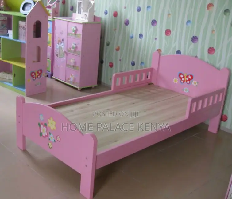 Kids Bed: Cute Pink Princess Toddler Bed