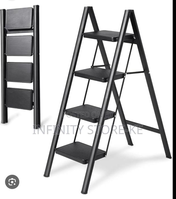 Durable Stepping Ladder 4 Steps